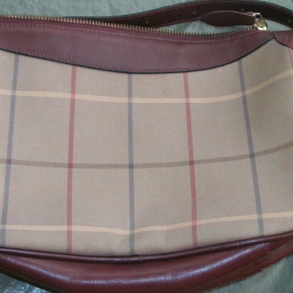 Burberry Burberrys Vintage Novacheck Shoulder Bag - Picture 9 of 11